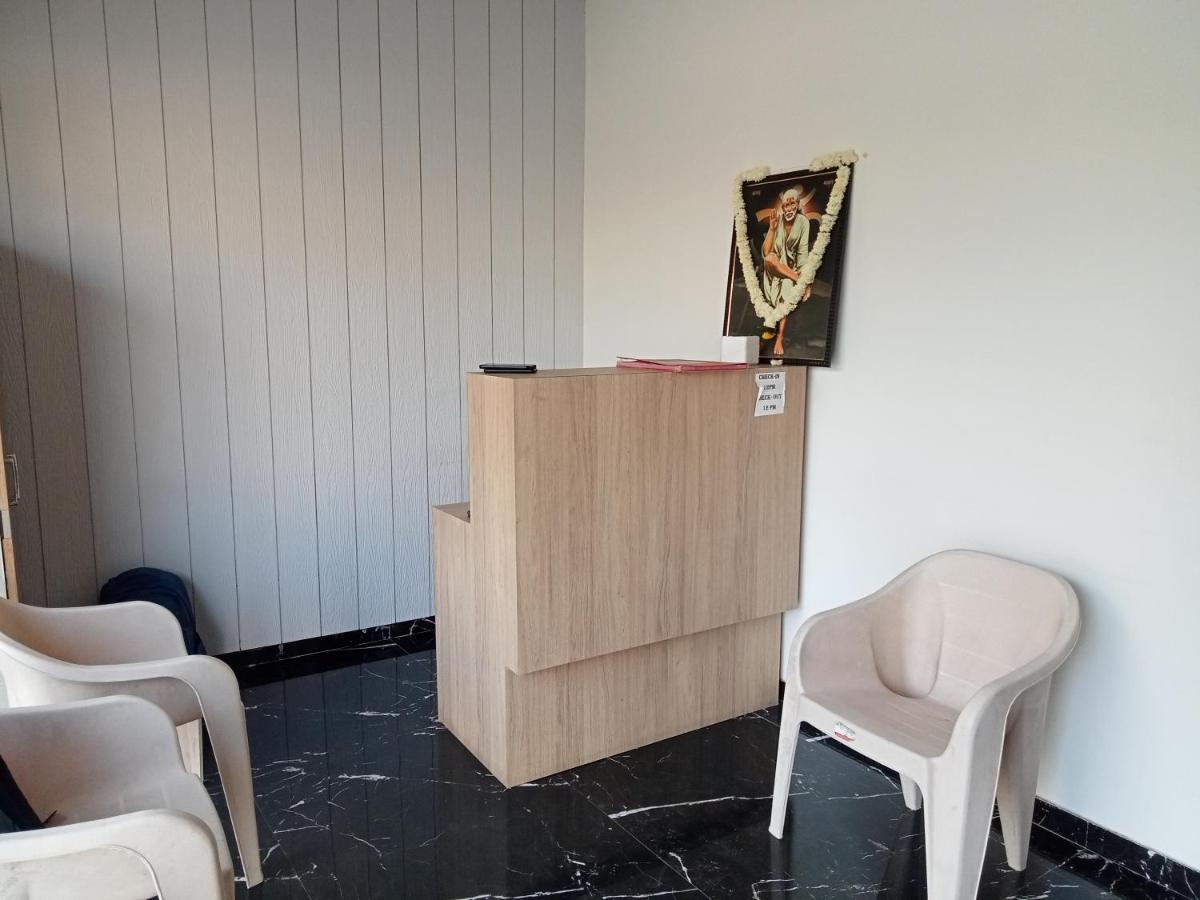 Hotel Dwarka Palace アフマドナガル エクステリア 写真